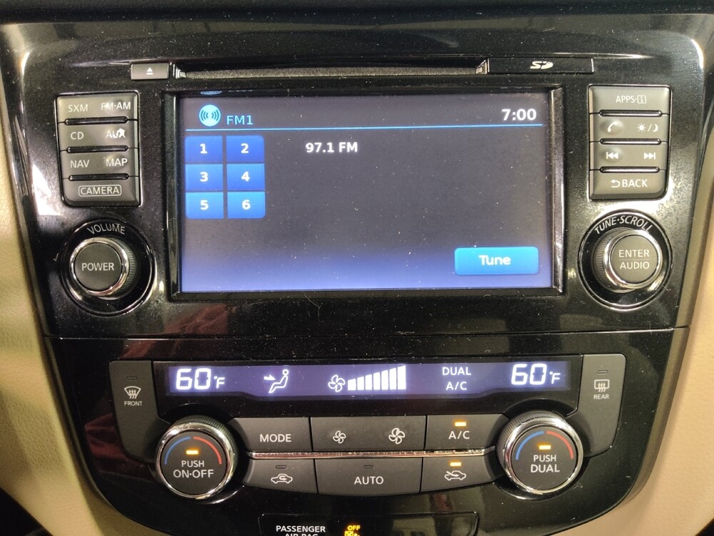 2016 Nissan Rogue in Birmingham, AL 35215 - 18094770 25