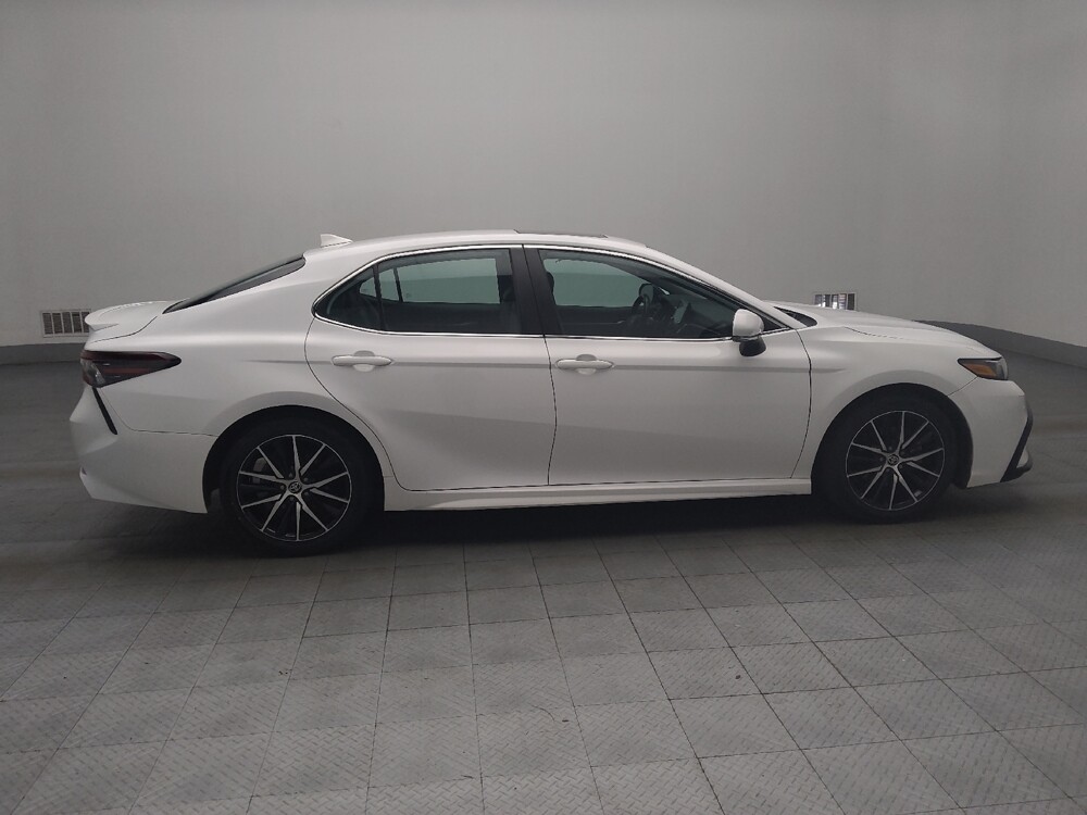 2022 Toyota Camry in Union City, GA 30291 - 18094775 10