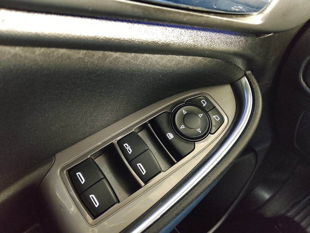 2018 Chevrolet Malibu in Union City, GA 30291 - 18094778 27