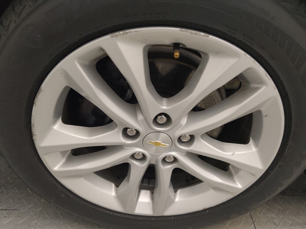 2018 Chevrolet Malibu in Union City, GA 30291 - 18094778 31