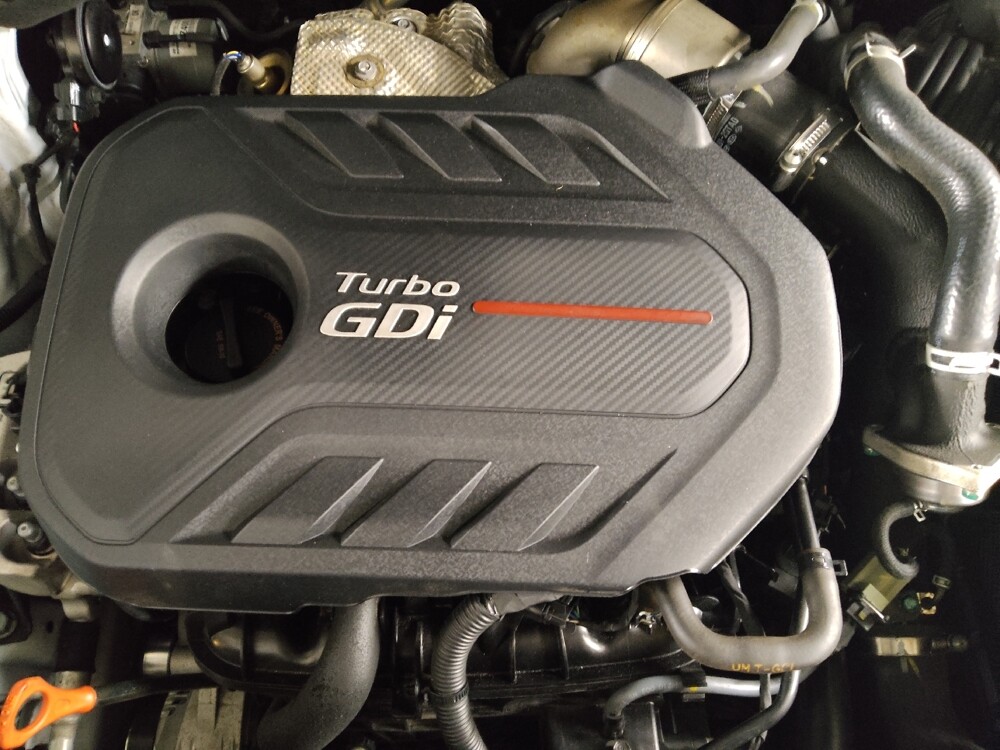 2018 Hyundai Santa Fe in Union City, GA 30291 - 18094779 30