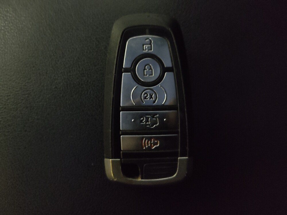 2019 Ford Edge in Stone Mountain, GA 30083 - 18094780 32