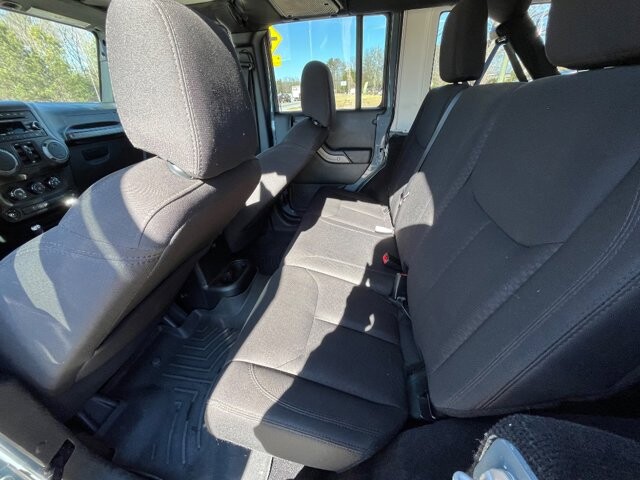 2015 Jeep Wrangler in Flowery Branch, GA 30542 - 18094801 9