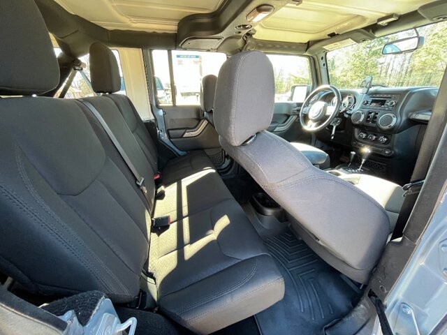 2015 Jeep Wrangler in Flowery Branch, GA 30542 - 18094801 10