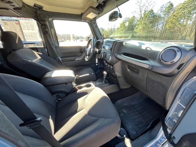 2015 Jeep Wrangler in Flowery Branch, GA 30542 - 18094801 8