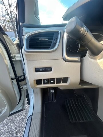 2017 Nissan Murano in Greenville, SC 29607 - 18094805 32