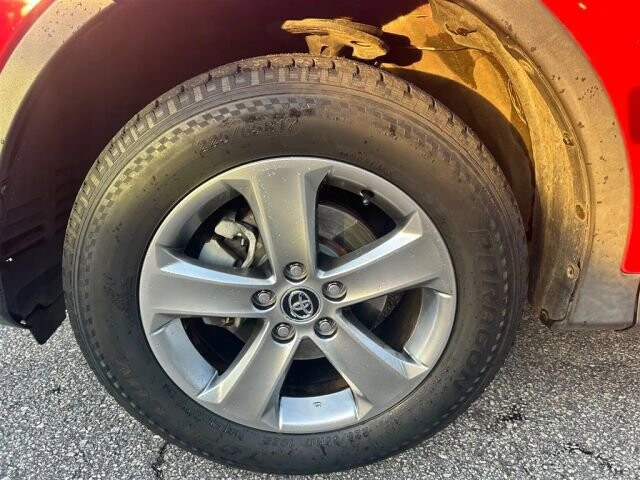 2015 Toyota RAV4 in Greenville, SC 29607 - 18094806 10