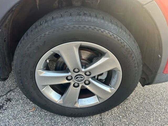 2015 Toyota RAV4 in Greenville, SC 29607 - 18094806 12