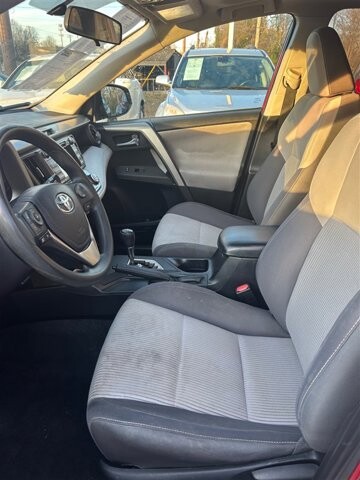 2015 Toyota RAV4 in Greenville, SC 29607 - 18094806 27