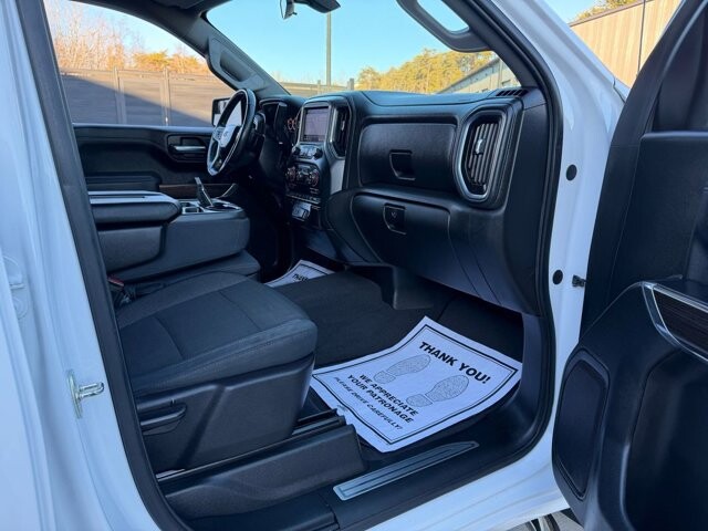 2019 Chevrolet Silverado 1500 in Knoxville, TN 37920 - 18094807 17