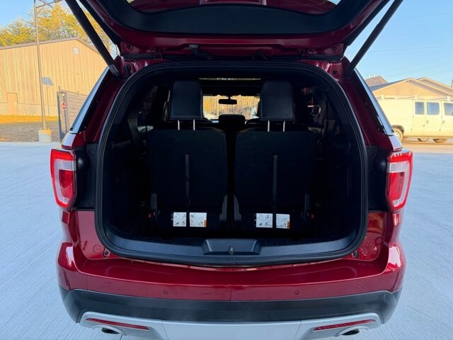 2017 Ford Explorer in Knoxville, TN 37920 - 18094808 9