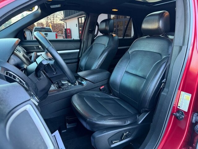 2017 Ford Explorer in Knoxville, TN 37920 - 18094808 13