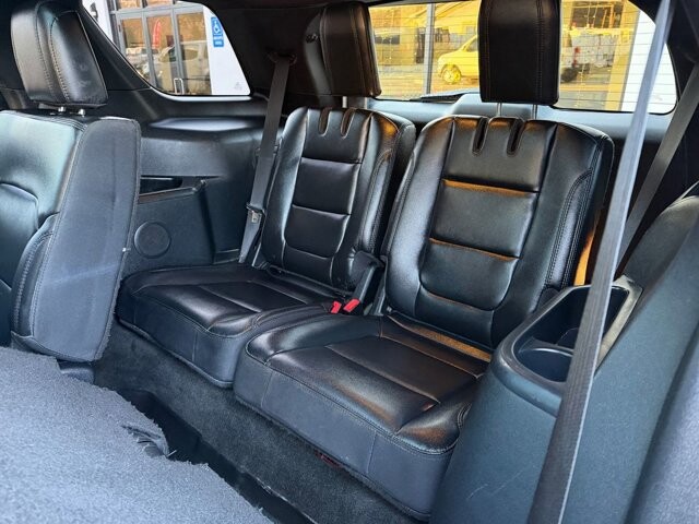 2017 Ford Explorer in Knoxville, TN 37920 - 18094808 16