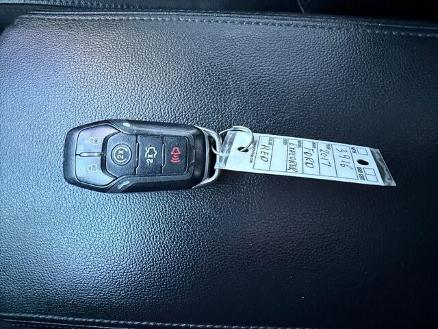 2017 Ford Explorer in Knoxville, TN 37920 - 18094808 31