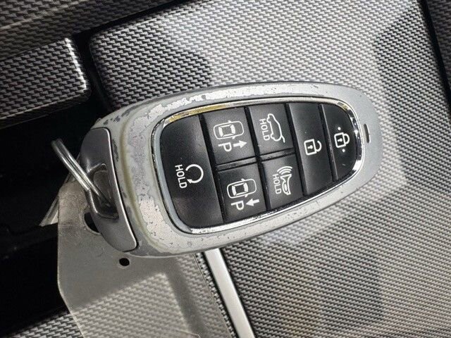 2022 Hyundai Santa Fe in Bedford, OH 44146 - 18094811 44