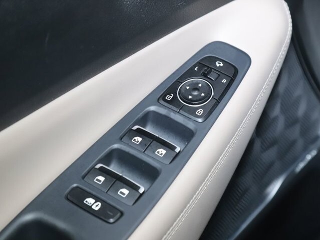 2022 Hyundai Santa Fe in Bedford, OH 44146 - 18094811 17