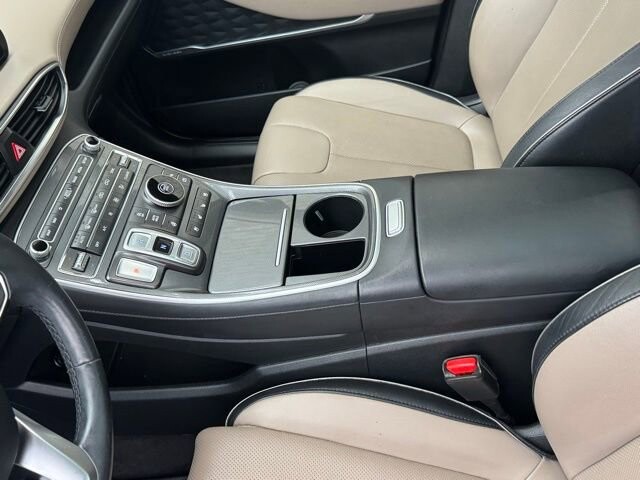 2022 Hyundai Santa Fe in Bedford, OH 44146 - 18094811 17