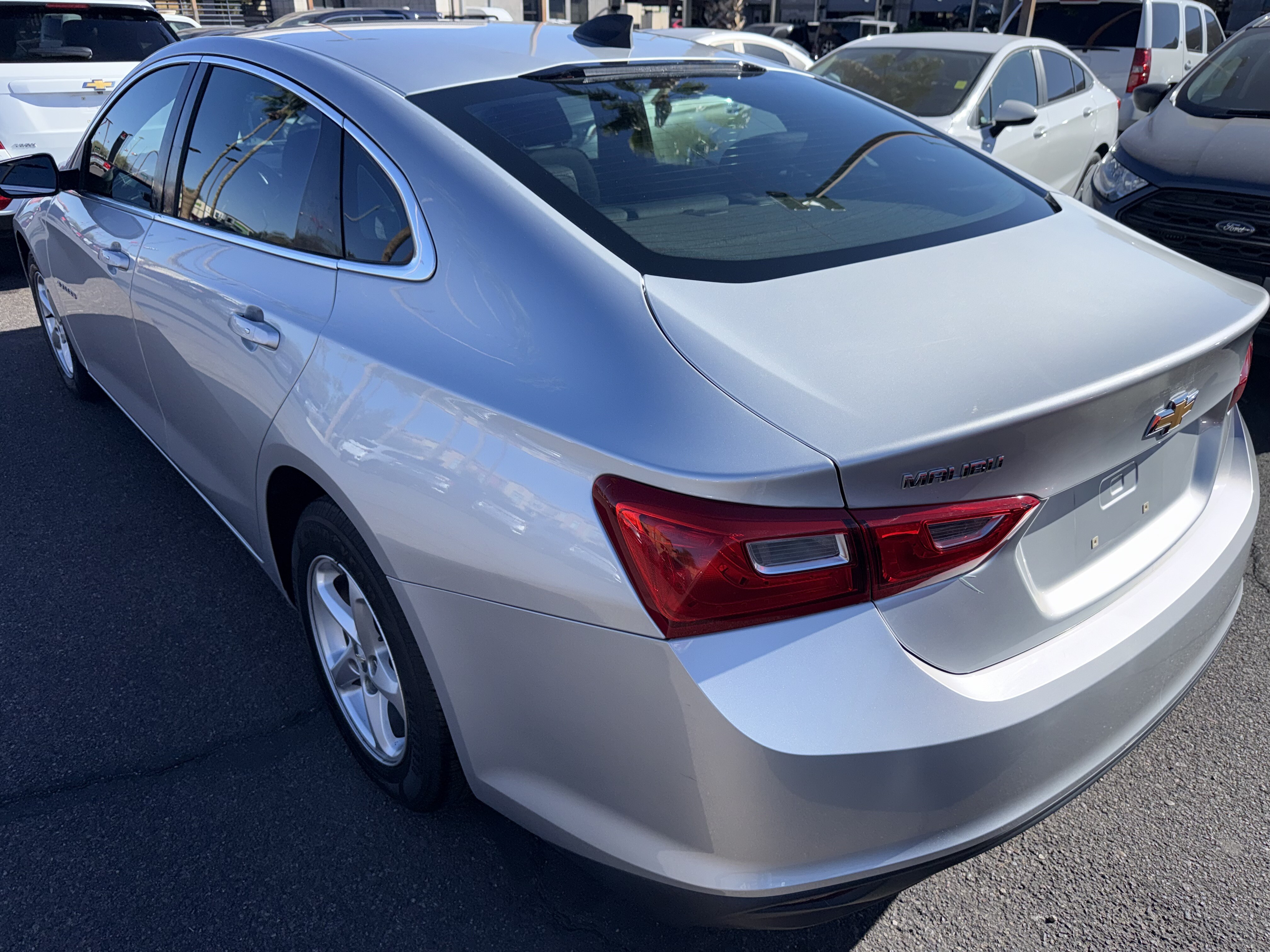 2018 Chevrolet Malibu in Phoenix, AZ 85022 - 18094824 6