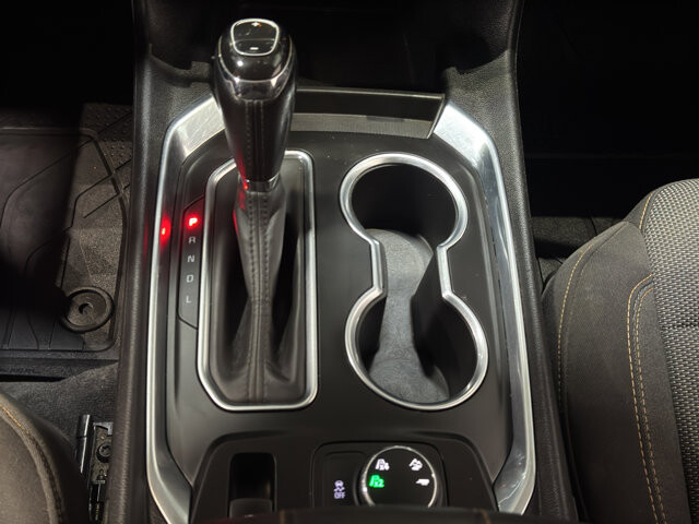 2020 Chevrolet Traverse in Burlington, WI 53105 - 18094828 33