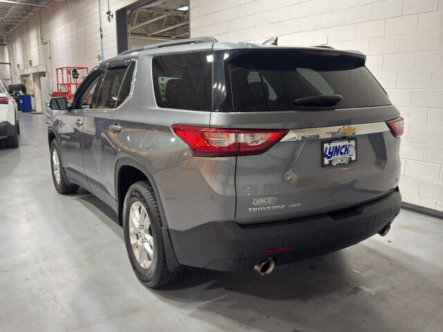 2020 Chevrolet Traverse in Burlington, WI 53105 - 18094828 3