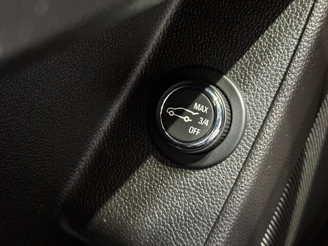 2020 Chevrolet Traverse in Burlington, WI 53105 - 18094828 37