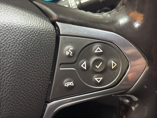 2020 Chevrolet Traverse in Burlington, WI 53105 - 18094828 27