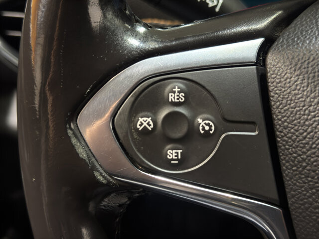 2020 Chevrolet Traverse in Burlington, WI 53105 - 18094828 25