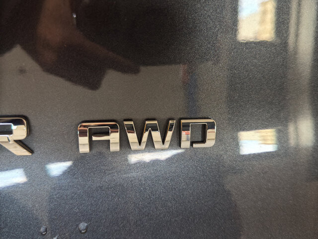 2022 Chevrolet Blazer in Burlington, WI 53105 - 18094829 10