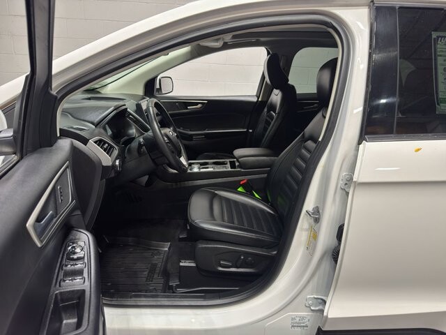 2022 Ford Edge in Burlington, WI 53105 - 18094830 13