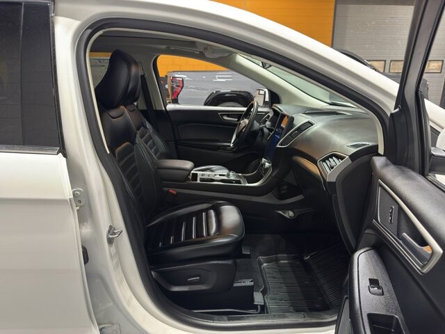 2022 Ford Edge in Burlington, WI 53105 - 18094830 16