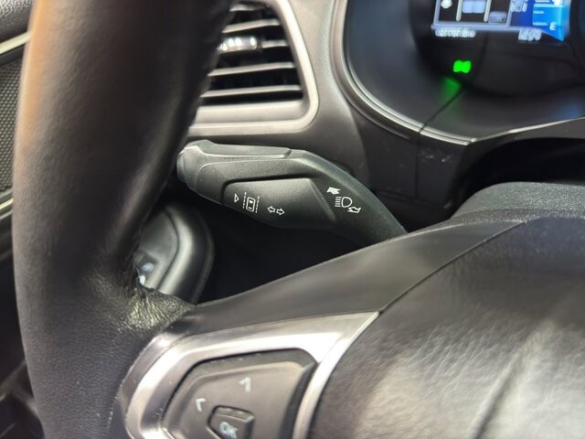 2022 Ford Edge in Burlington, WI 53105 - 18094830 23