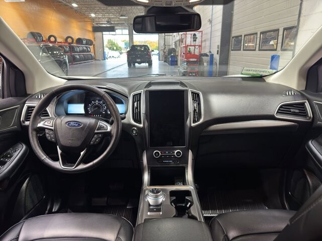 2022 Ford Edge in Burlington, WI 53105 - 18094830 12