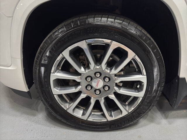 2022 GMC Acadia in Burlington, WI 53105 - 18094832 9