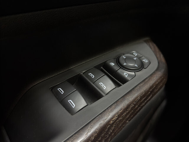 2022 GMC Acadia in Burlington, WI 53105 - 18094832 33