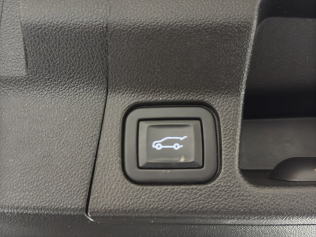 2022 GMC Acadia in Burlington, WI 53105 - 18094832 21