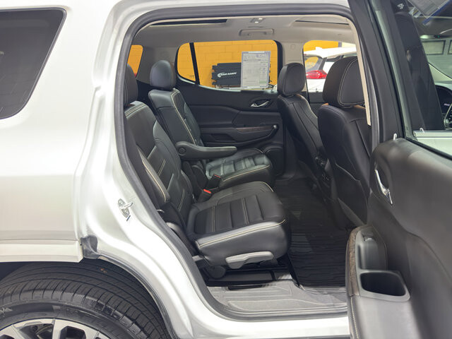 2022 GMC Acadia in Burlington, WI 53105 - 18094832 19