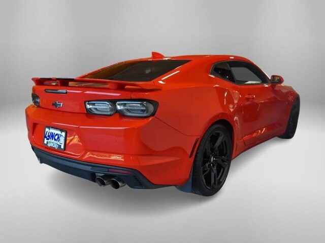 2019 Chevrolet Camaro in Burlington, WI 53105 - 18094833 5