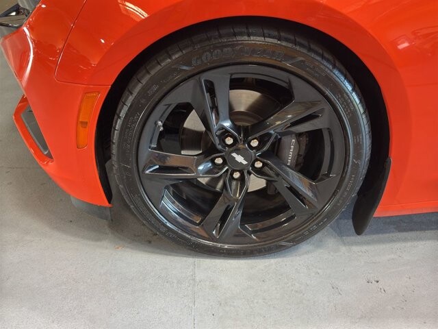 2019 Chevrolet Camaro in Burlington, WI 53105 - 18094833 9