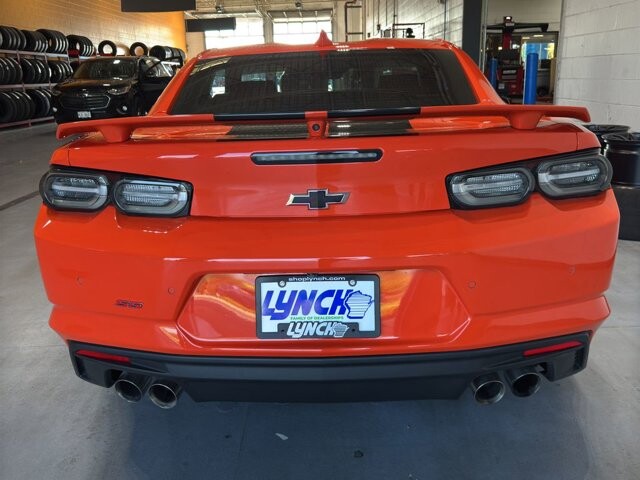 2019 Chevrolet Camaro in Burlington, WI 53105 - 18094833 39
