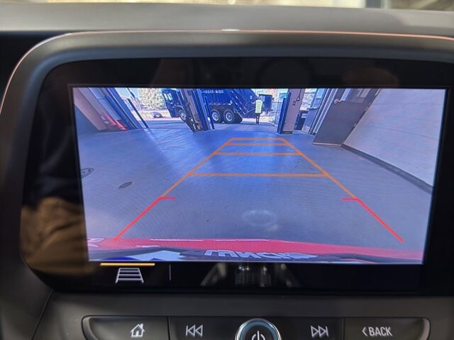 2019 Chevrolet Camaro in Burlington, WI 53105 - 18094833 24