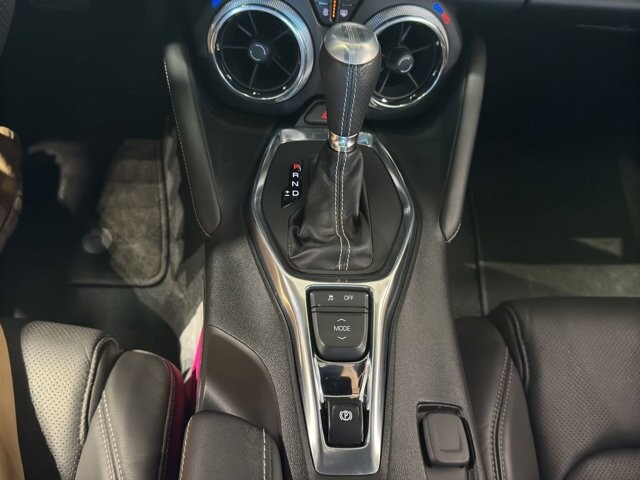 2019 Chevrolet Camaro in Burlington, WI 53105 - 18094833 26