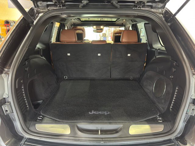 2020 Jeep Grand Cherokee in Burlington, WI 53105 - 18094834 24