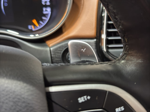 2020 Jeep Grand Cherokee in Burlington, WI 53105 - 18094834 30