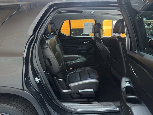 2021 Chevrolet Traverse in Burlington, WI 53105 - 18094837 19