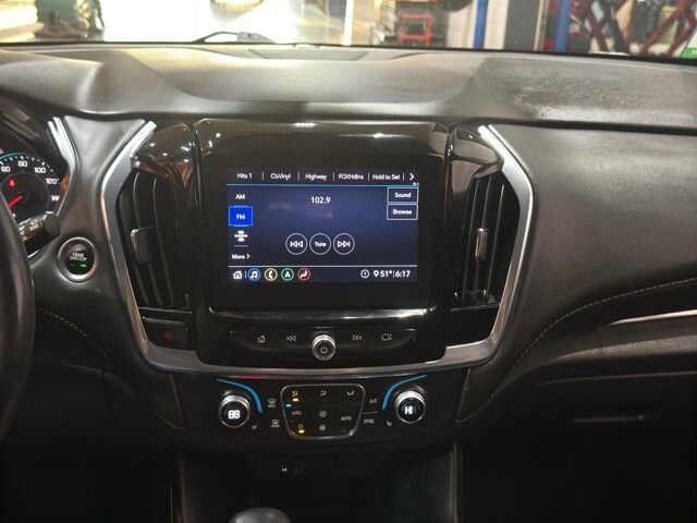 2021 Chevrolet Traverse in Burlington, WI 53105 - 18094837 28