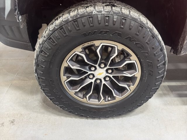 2019 Chevrolet Colorado in Burlington, WI 53105 - 18094838 9