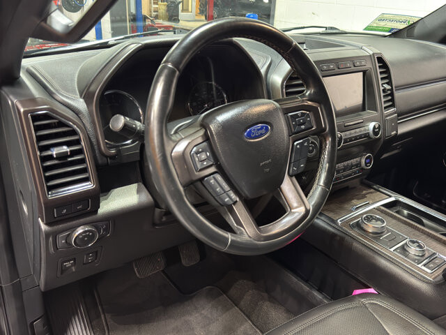 2021 Ford Expedition in Burlington, WI 53105 - 18094840 19