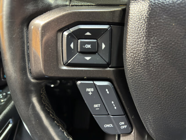 2021 Ford Expedition in Burlington, WI 53105 - 18094840 26