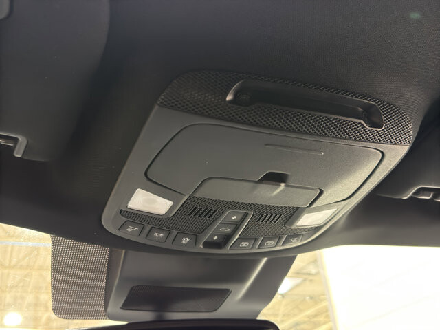 2021 Ford Expedition in Burlington, WI 53105 - 18094840 37