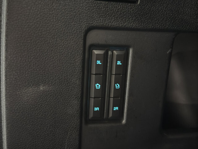 2021 Ford Expedition in Burlington, WI 53105 - 18094840 23